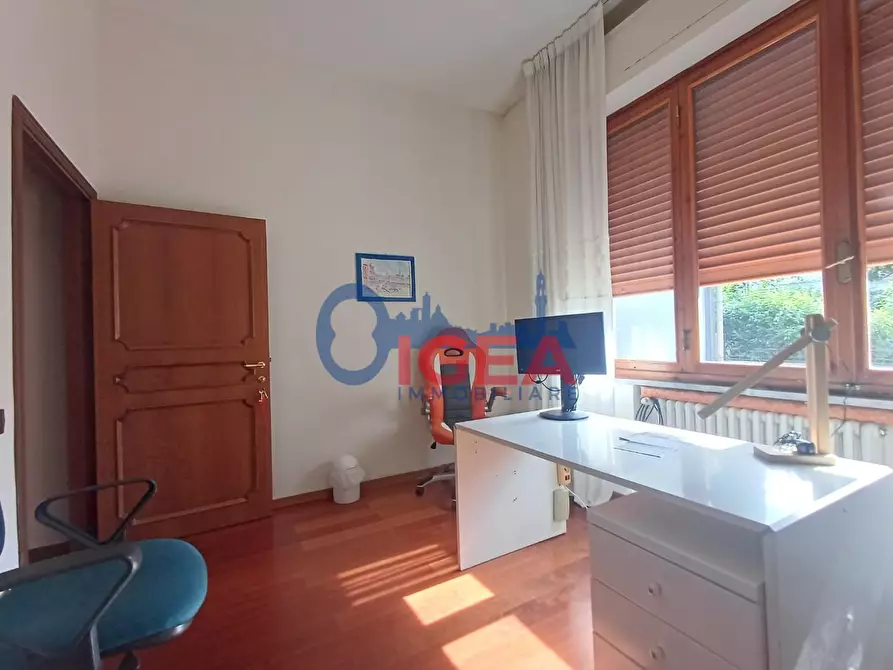 Immagine 13 di Casa trifamiliare in vendita  a Monteriggioni