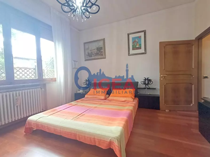 Immagine 36 di Casa trifamiliare in vendita  a Monteriggioni