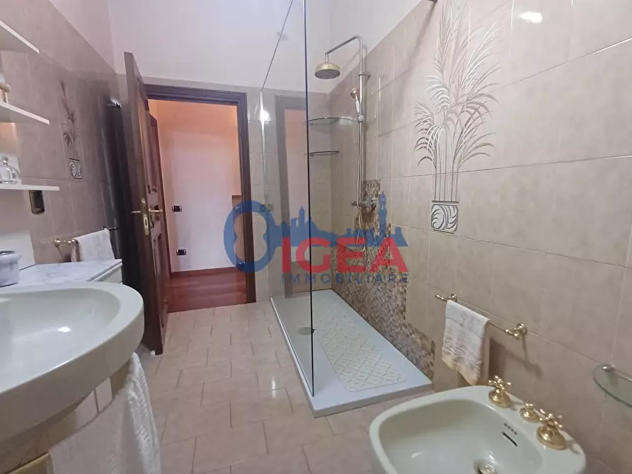 Immagine 34 di Casa trifamiliare in vendita  a Monteriggioni