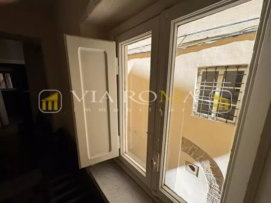Immagine 7 di Appartamento in vendita  a Lucca