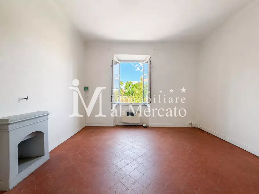 Immagine 34 di Appartamento in vendita  a Lucca
