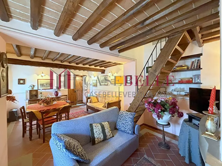 Immagine 20 di Rustico / casale in vendita  a Camaiore