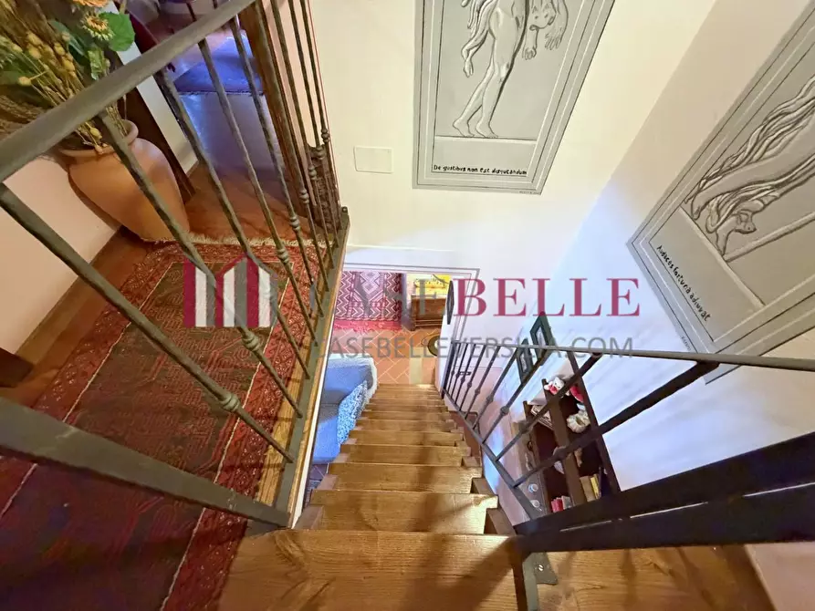 Immagine 41 di Rustico / casale in vendita  a Camaiore