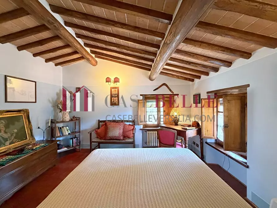 Immagine 27 di Rustico / casale in vendita  a Camaiore