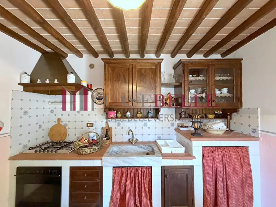 Immagine 12 di Rustico / casale in vendita  a Camaiore