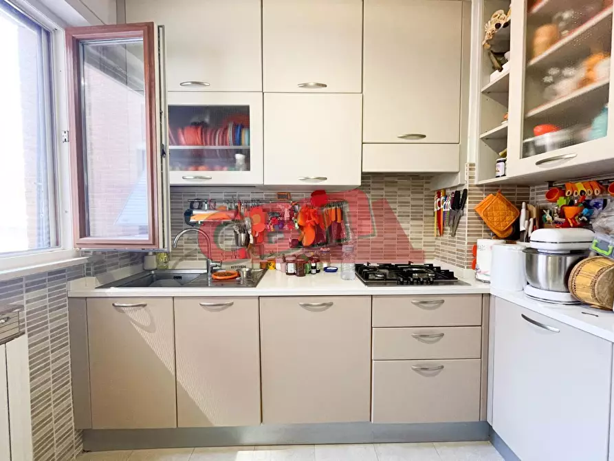 Immagine 19 di Appartamento in vendita  a Livorno