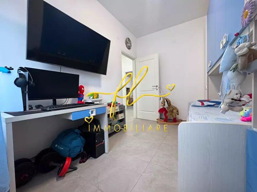 Immagine 20 di Appartamento in vendita  a Livorno