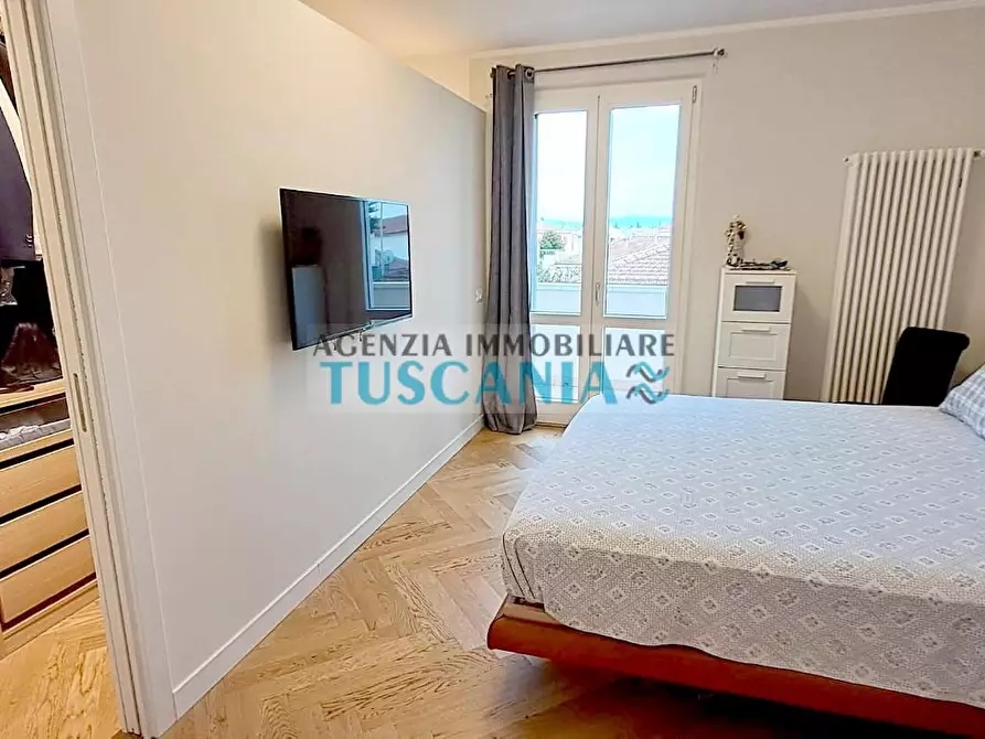 Immagine 22 di Casa indipendente in vendita  a Cecina