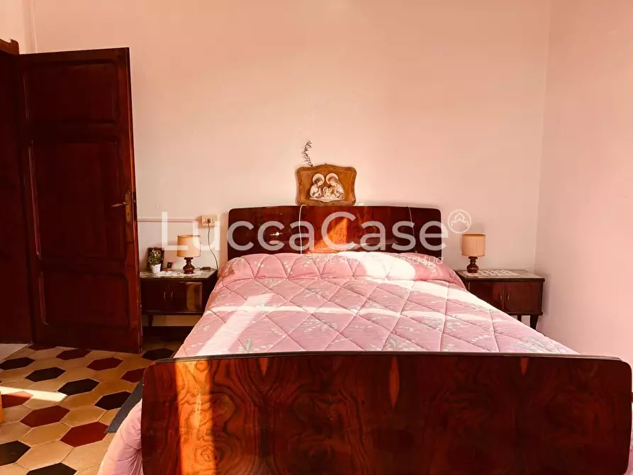 Immagine 12 di Casa indipendente in vendita  a Barga