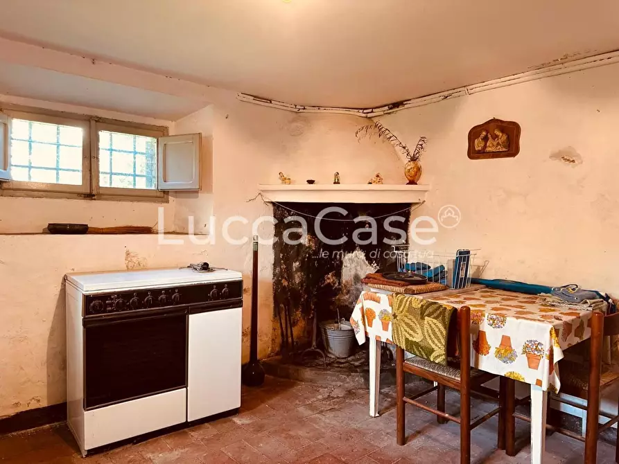 Immagine 17 di Casa indipendente in vendita  a Barga