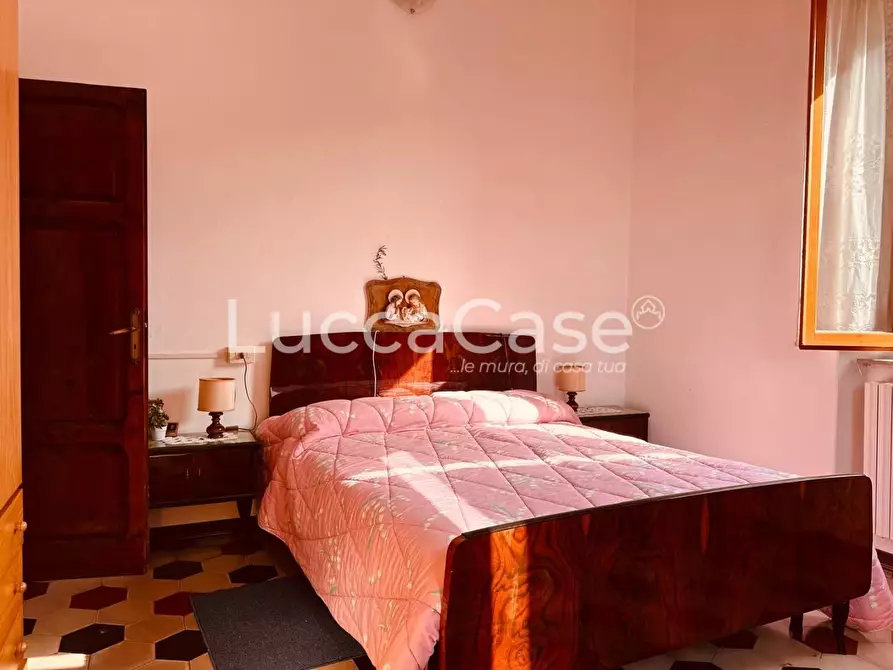 Immagine 13 di Casa indipendente in vendita  a Barga