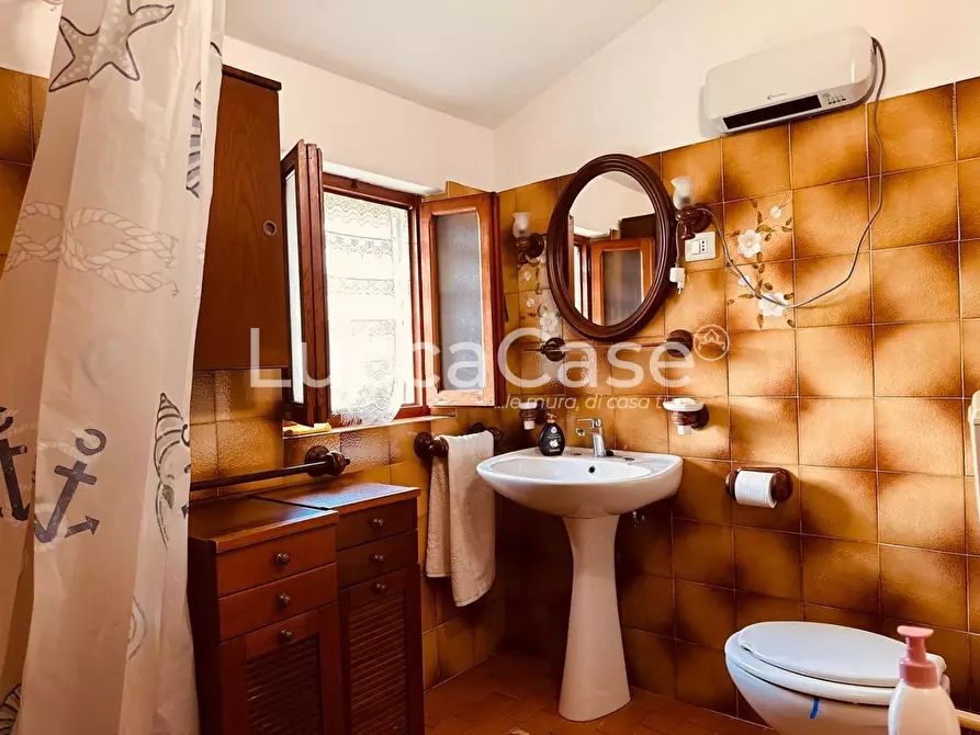Immagine 15 di Casa indipendente in vendita  a Barga