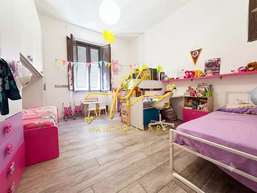 Immagine 15 di Appartamento in vendita  a Livorno