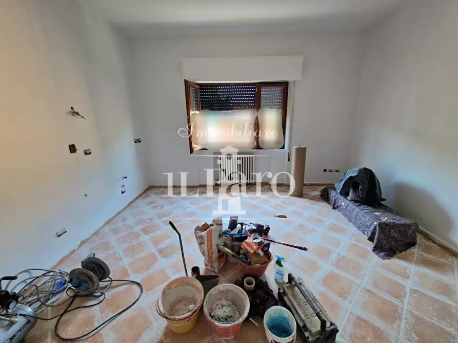 Immagine 3 di Appartamento in vendita  a Campi Bisenzio