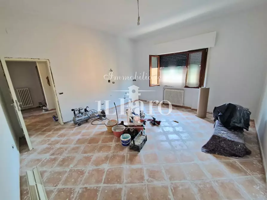 Immagine 1 di Appartamento in vendita  a Campi Bisenzio