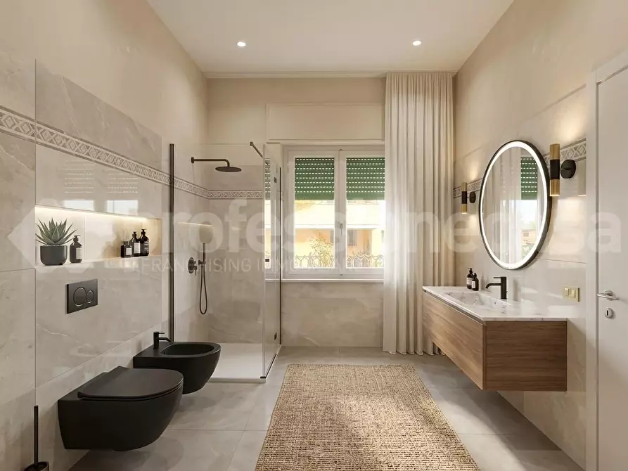 Immagine 9 di Villa in vendita  a Vecchiano