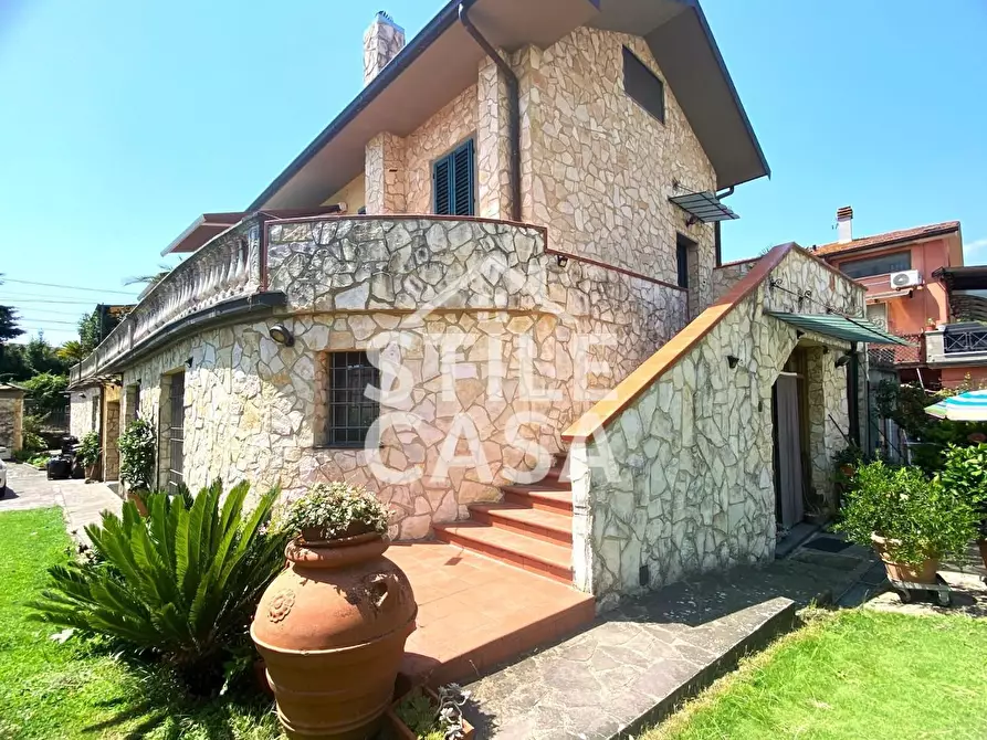 Immagine 3 di Porzione di casa in vendita  a Buggiano