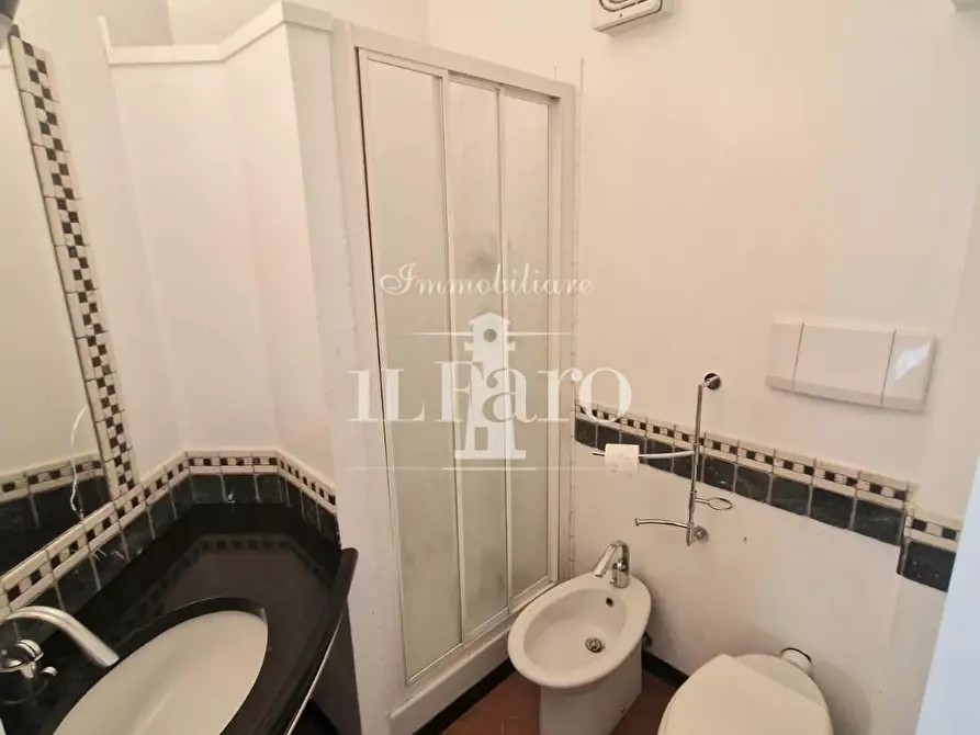 Immagine 48 di Villetta a schiera in vendita  a Campi Bisenzio