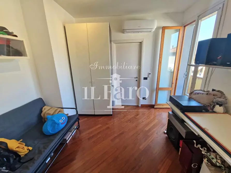Immagine 43 di Villetta a schiera in vendita  a Campi Bisenzio
