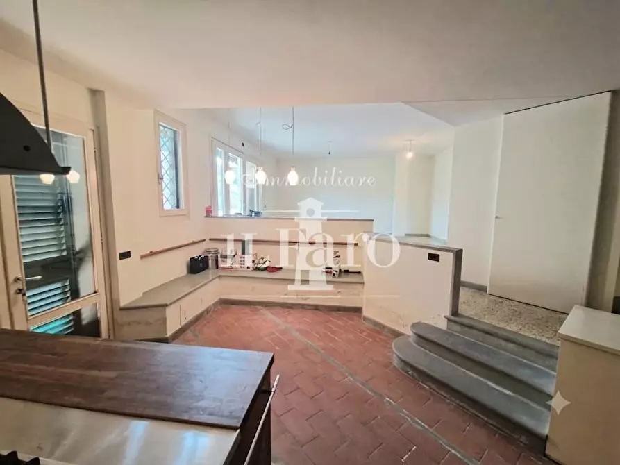 Immagine 24 di Villetta a schiera in vendita  a Campi Bisenzio