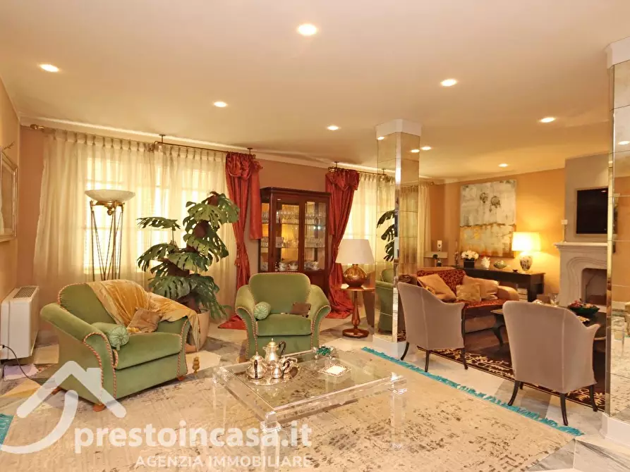 Immagine 13 di Villa in vendita  a Fucecchio