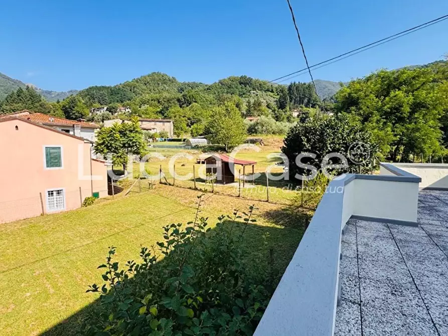 Immagine 15 di Appartamento in vendita  a Pescaglia