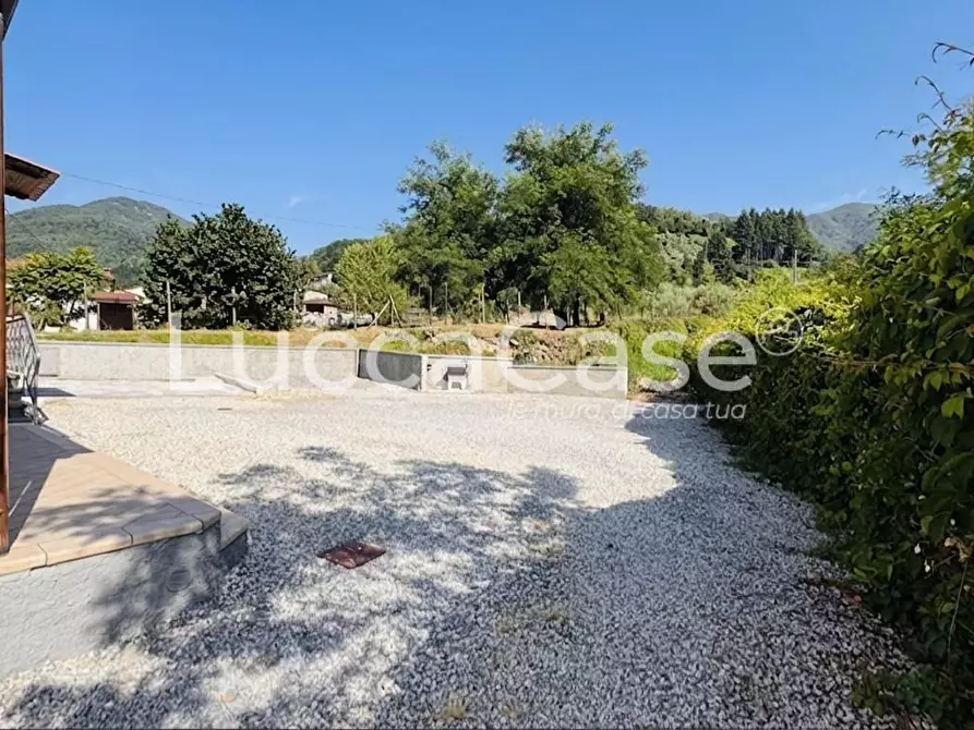 Immagine 41 di Appartamento in vendita  a Pescaglia