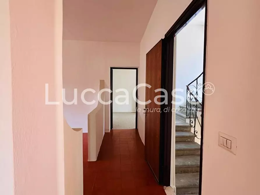 Immagine 4 di Appartamento in vendita  a Pescaglia