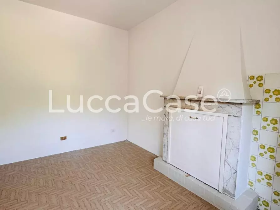 Immagine 7 di Appartamento in vendita  a Pescaglia