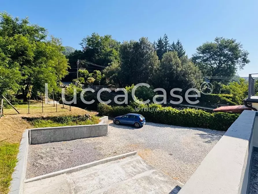 Immagine 12 di Appartamento in vendita  a Pescaglia