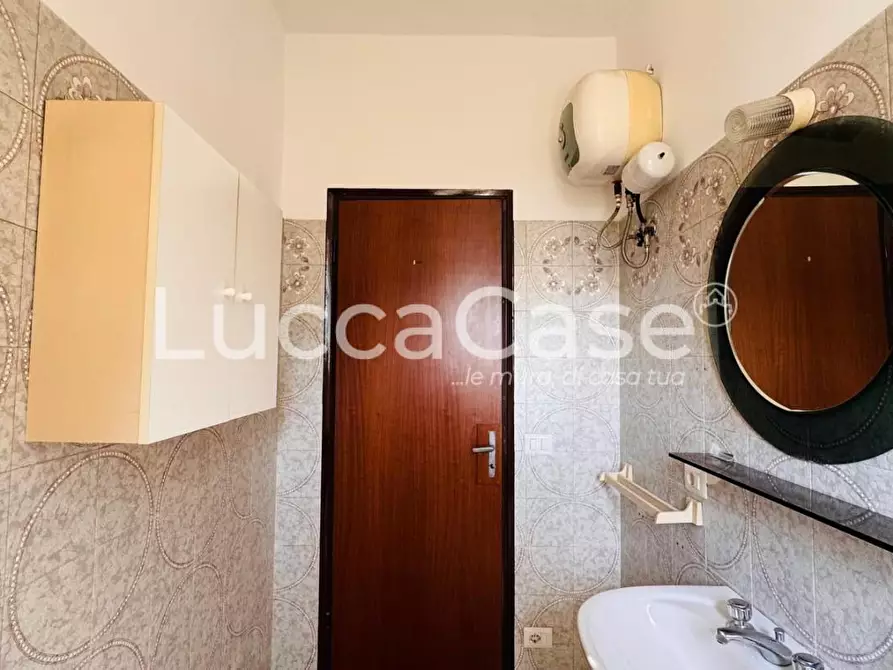 Immagine 25 di Appartamento in vendita  a Pescaglia