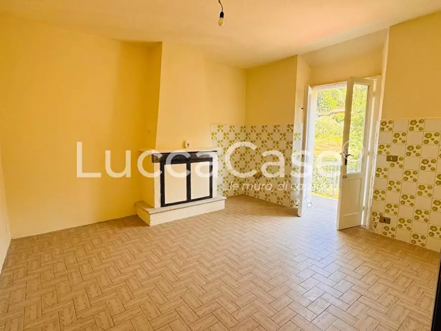 Immagine 5 di Appartamento in vendita  a Pescaglia