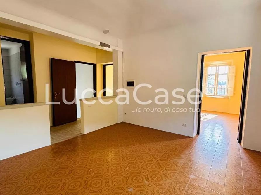 Immagine 3 di Appartamento in vendita  a Pescaglia