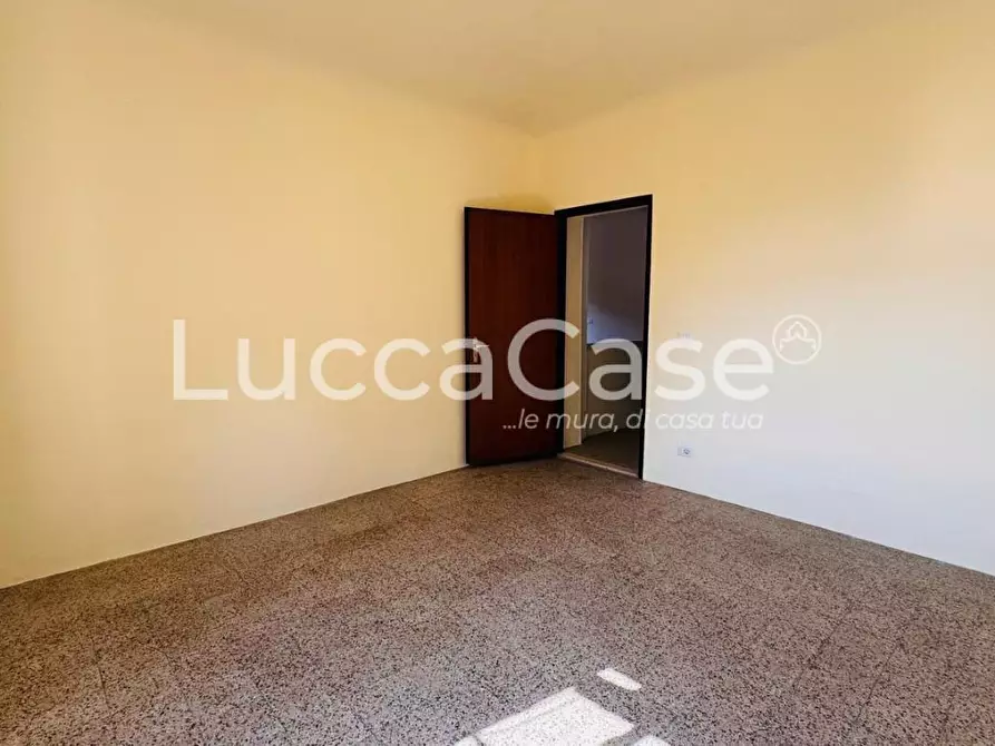 Immagine 12 di Appartamento in vendita  a Pescaglia