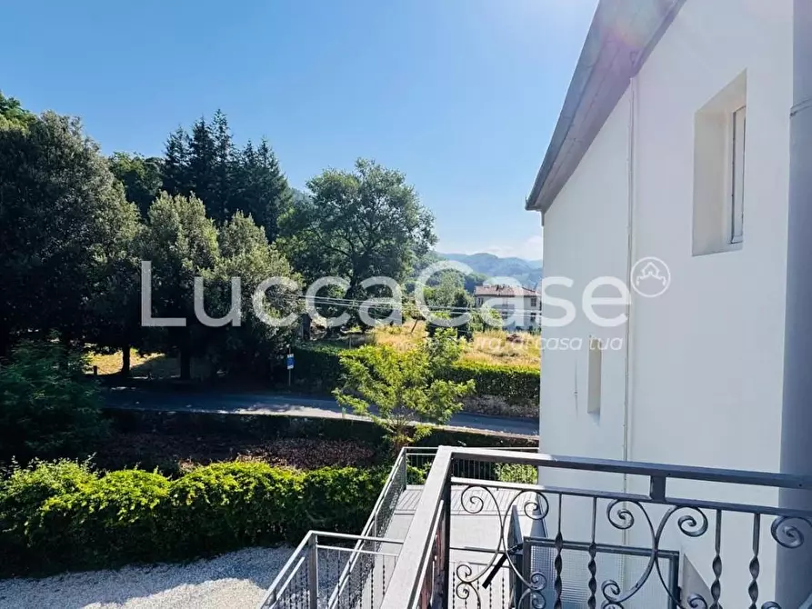 Immagine 9 di Appartamento in vendita  a Pescaglia