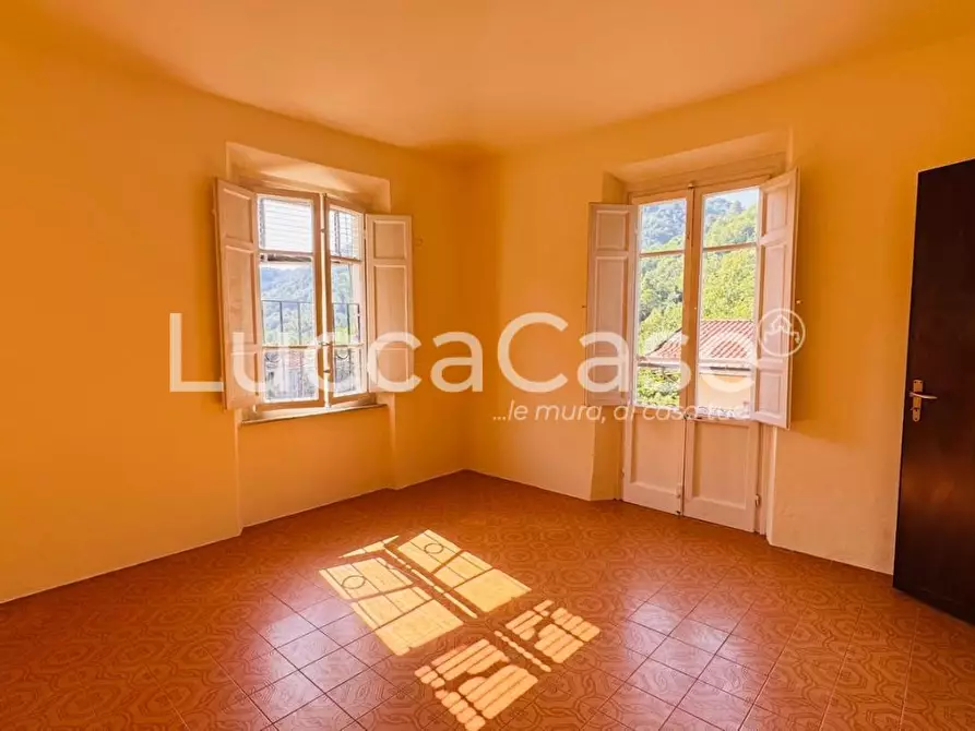 Immagine 16 di Appartamento in vendita  a Pescaglia