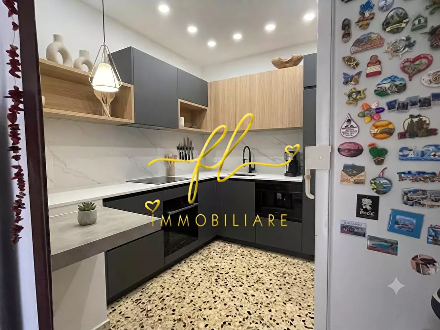 Immagine 6 di Casa bifamiliare in vendita  a Carrara