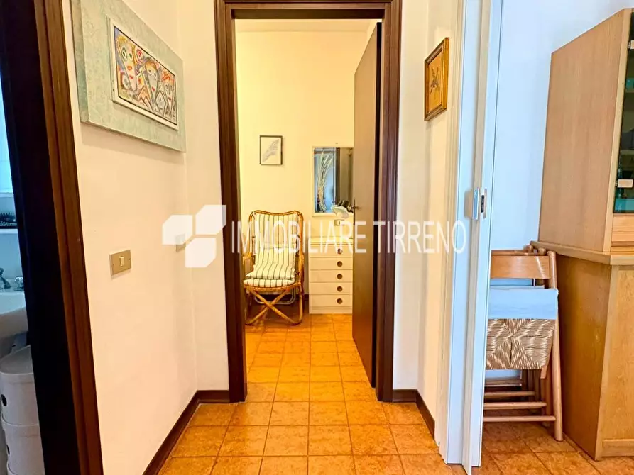 Immagine 9 di Appartamento in vendita  a Massa