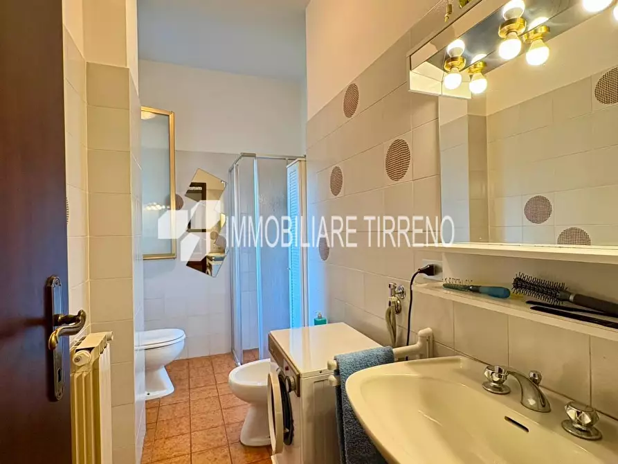 Immagine 13 di Appartamento in vendita  a Massa