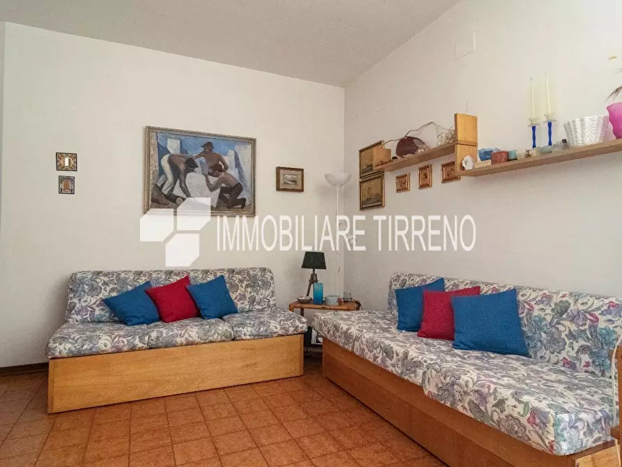 Immagine 22 di Appartamento in vendita  a Massa