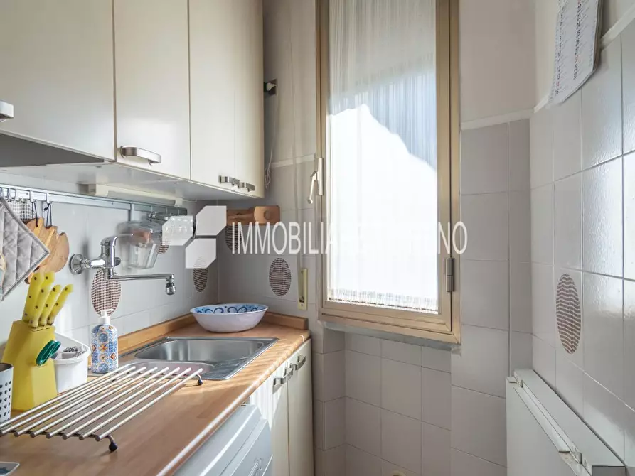 Immagine 24 di Appartamento in vendita  a Massa