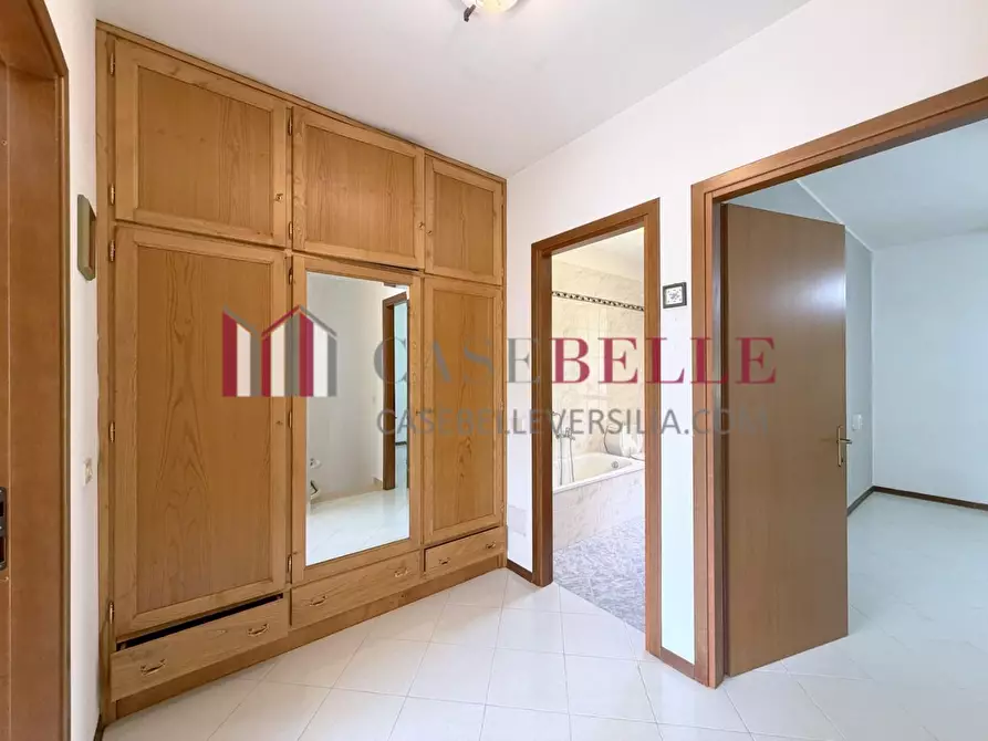 Immagine 31 di Villetta a schiera in vendita  a Massarosa