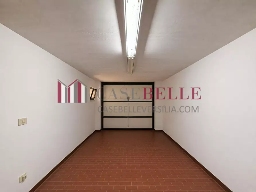 Immagine 46 di Villetta a schiera in vendita  a Massarosa