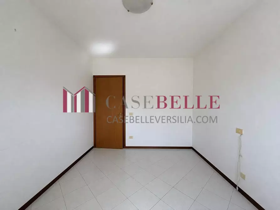 Immagine 29 di Villetta a schiera in vendita  a Massarosa