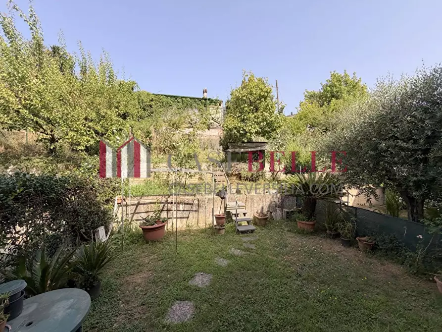 Immagine 42 di Villetta a schiera in vendita  a Massarosa