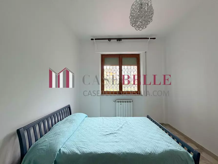 Immagine 15 di Appartamento in vendita  a Massa