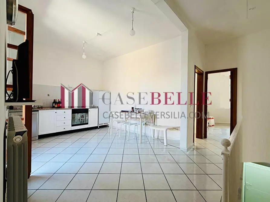 Immagine 5 di Appartamento in vendita  a Viareggio