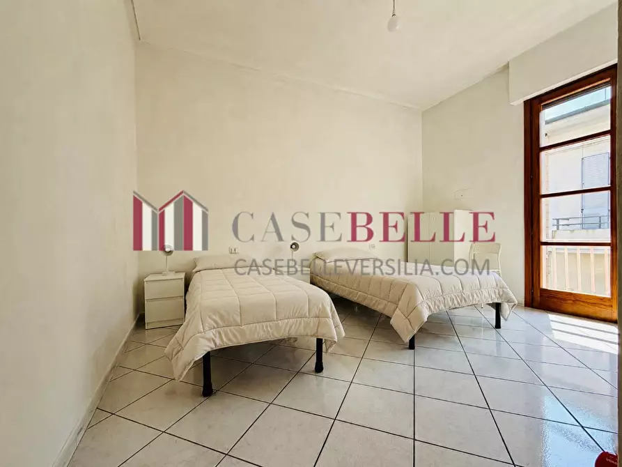 Immagine 13 di Appartamento in vendita  a Viareggio