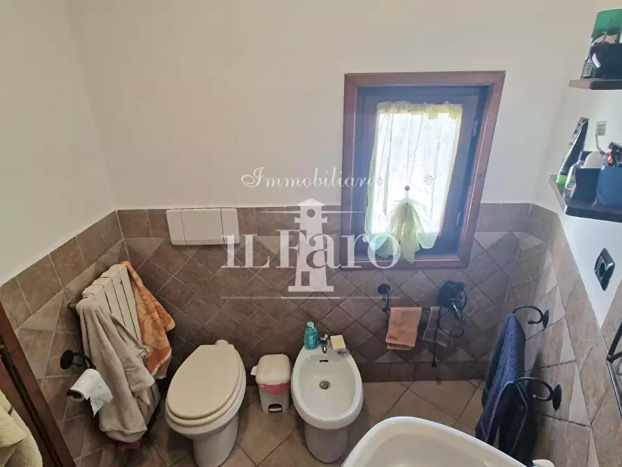 Immagine 33 di Terratetto in vendita  a Campi Bisenzio