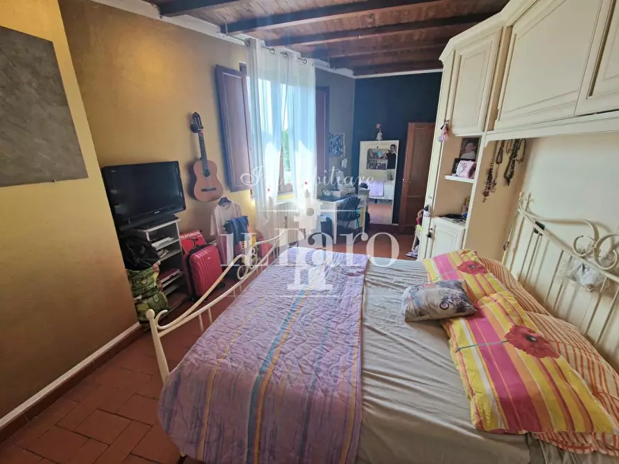 Immagine 26 di Terratetto in vendita  a Campi Bisenzio